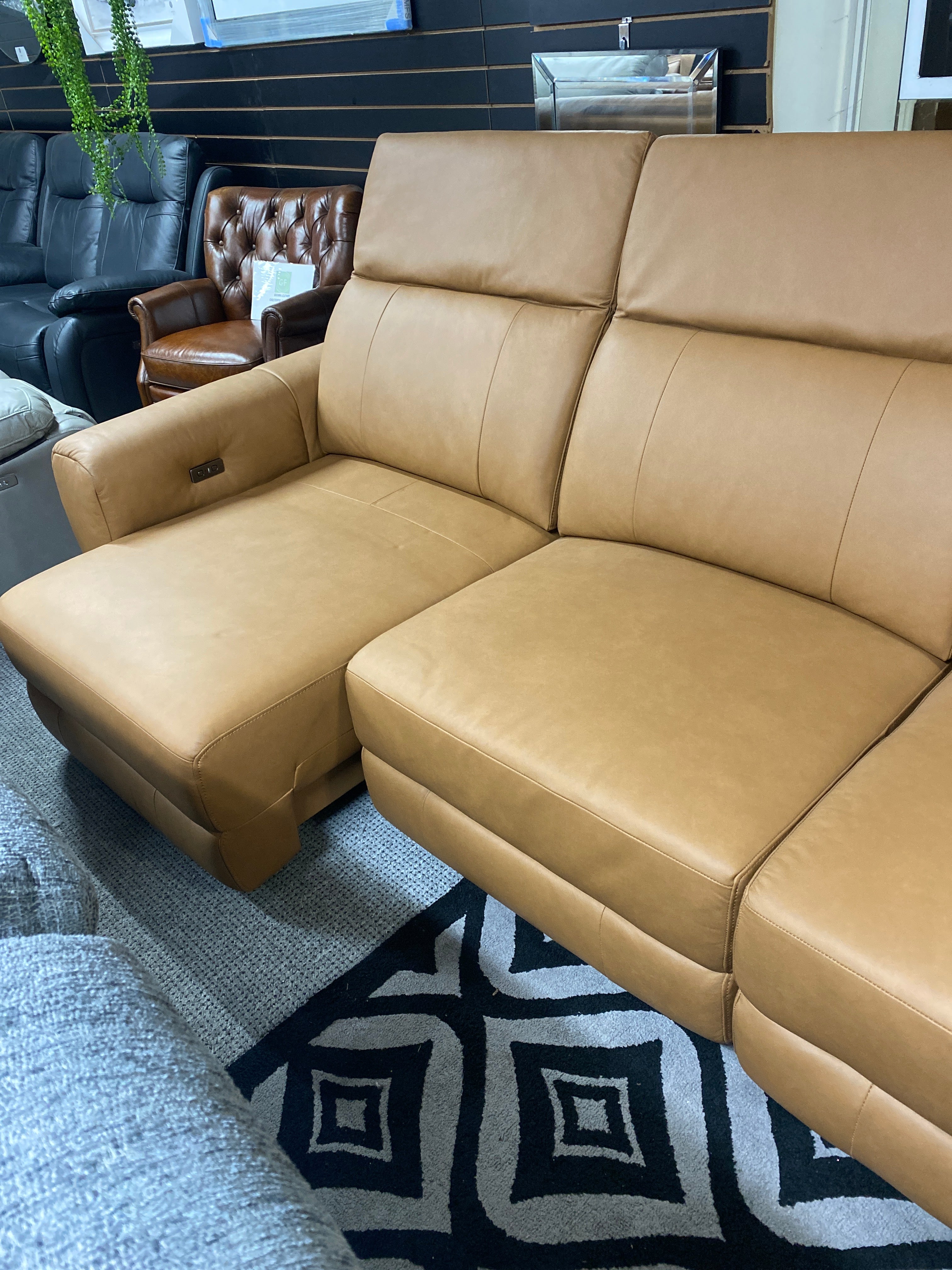 Tan Aniline Leather 4 Seater Sofa - Electric Recliner (With USB Charging Ports)